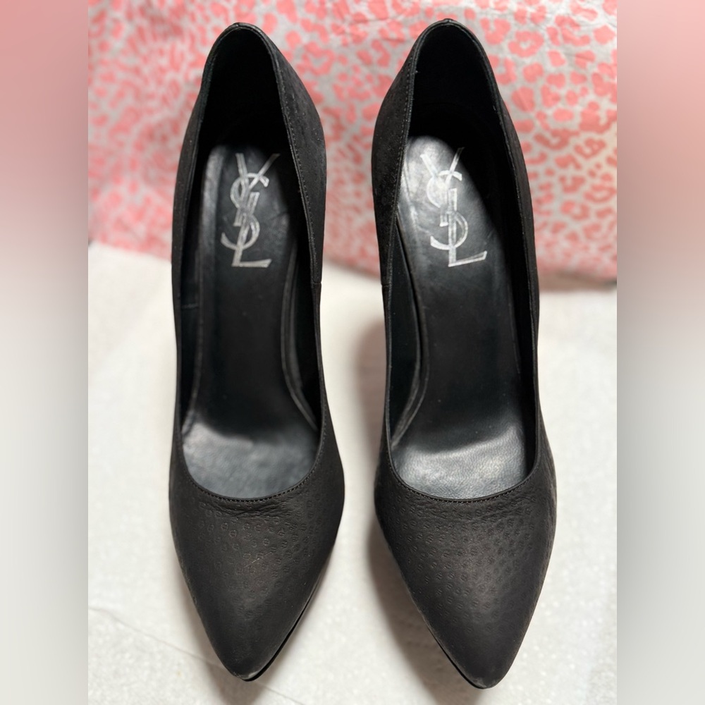 Yves Saint Laurent Black Heels